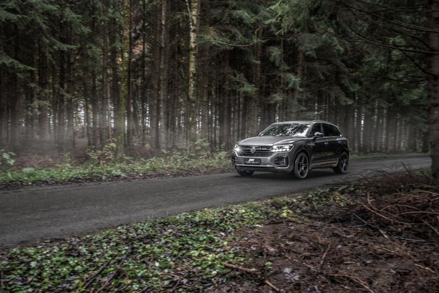 Volkswagen Touareg V8 TDI R-Line by ABT 2019 года  (фото 2 из 10)